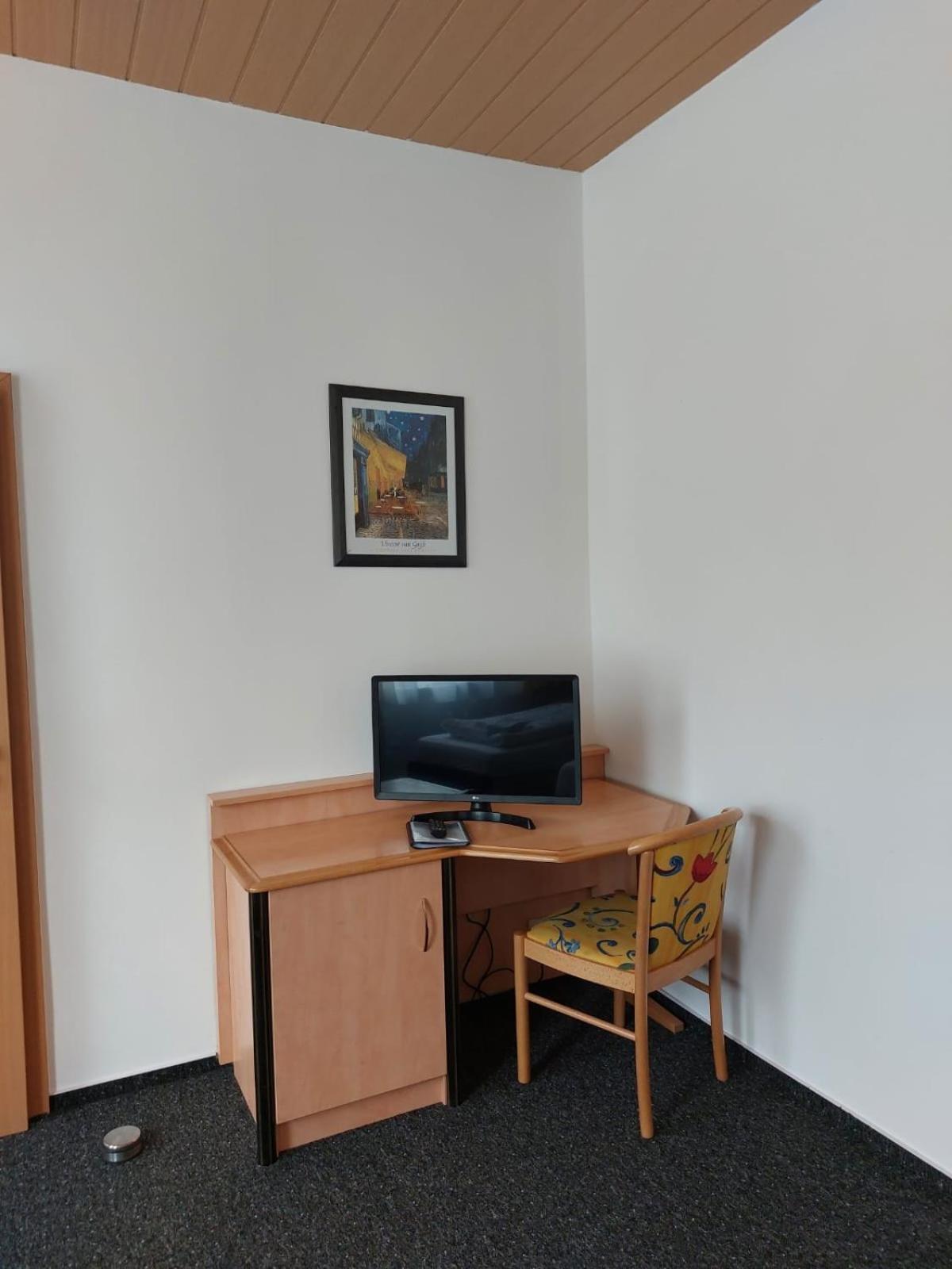فندق Gaestezimmer Gasthof Becker Wulfrath المظهر الخارجي الصورة