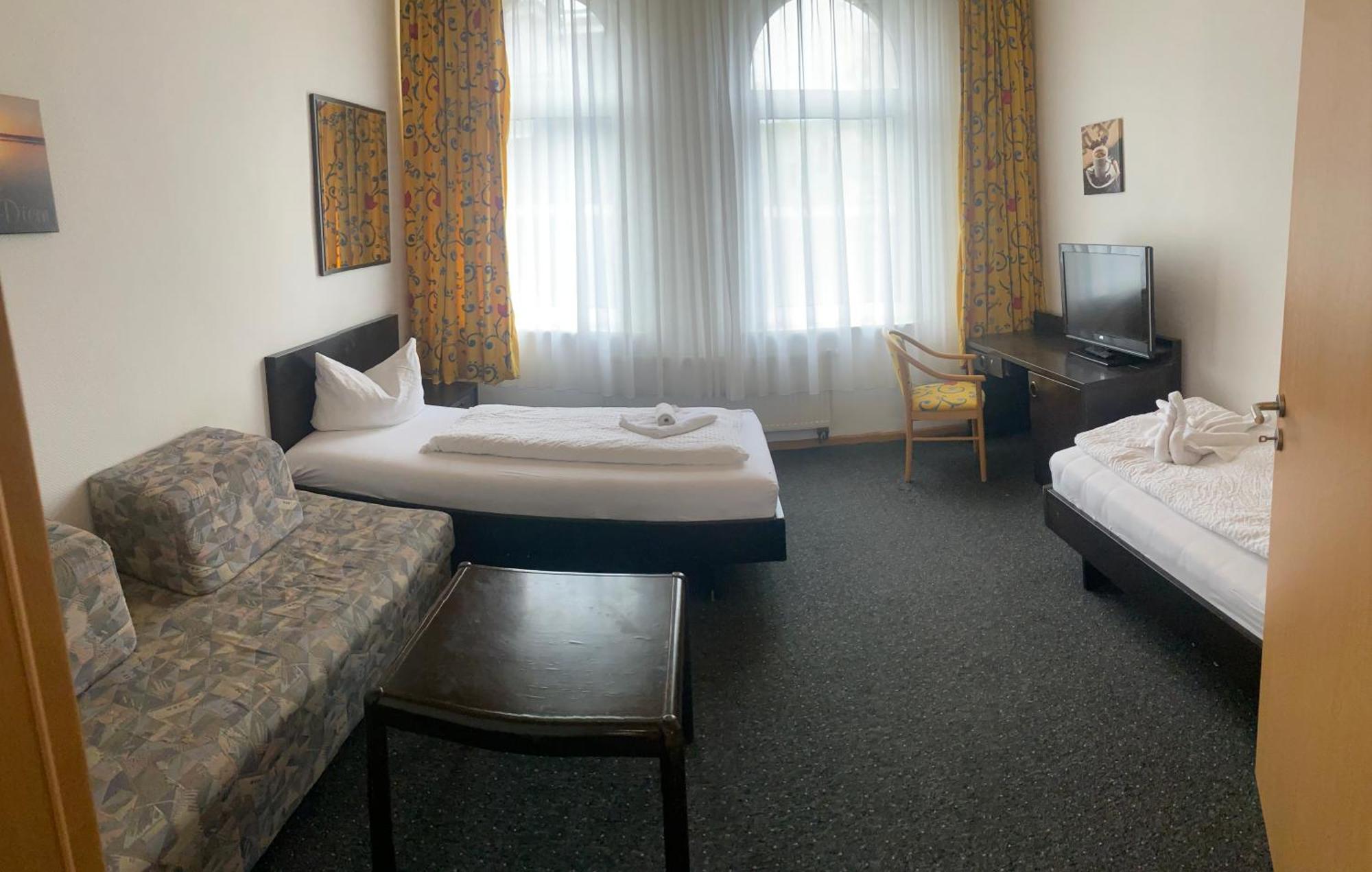 فندق Gaestezimmer Gasthof Becker Wulfrath المظهر الخارجي الصورة